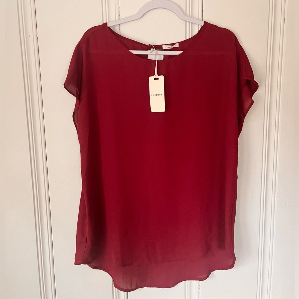 Women’s business casual maroon NWT Nordstrom Pleione blouse XL pretty flowy